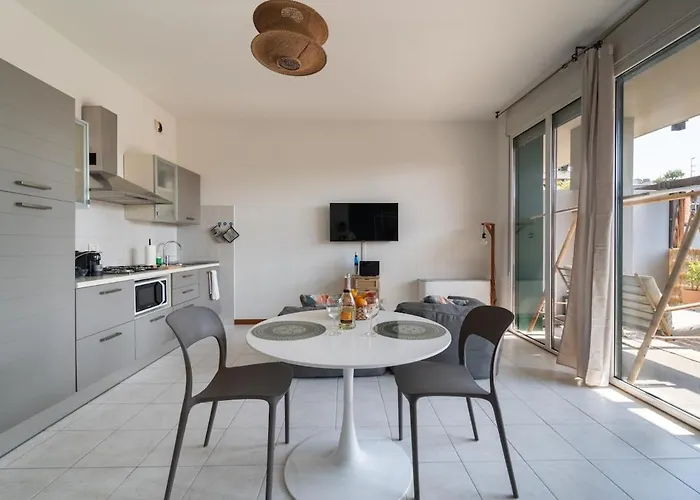 Station Tower Terrace Boloňa