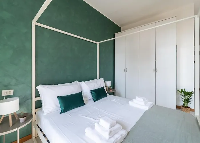 Station Tower Terrace Apartmán *