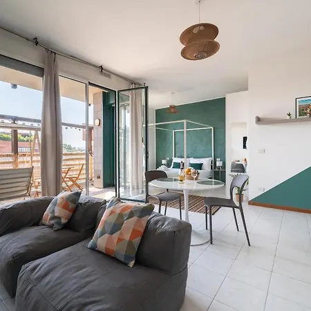 Station Tower Terrace Apartman