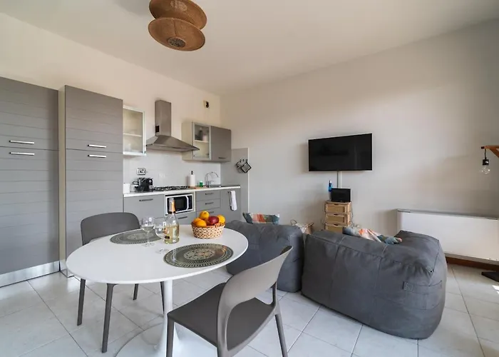 Station Tower Terrace Apartman *